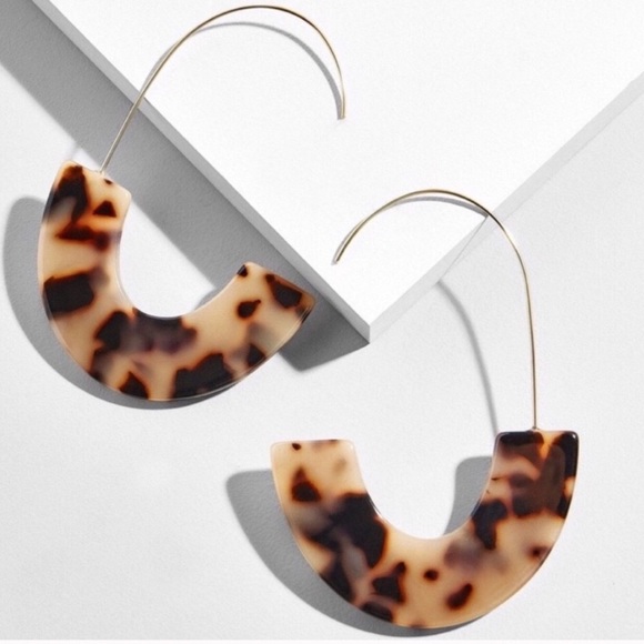 Anthropologie Jewelry - NWOT Anthro BaubleBar Resin Hook Earrings Anthropologie Jewelry - NWOT Anthro BaubleBar Resin Hook Earrings
